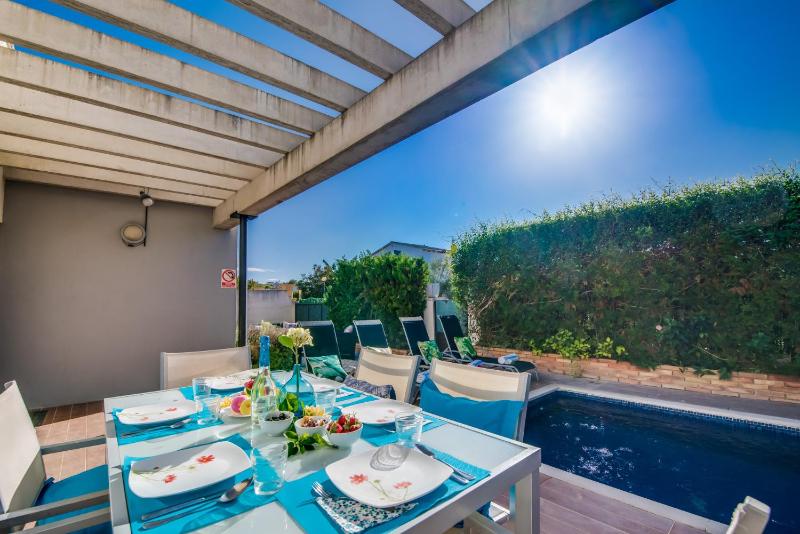 Holiday Home image 1