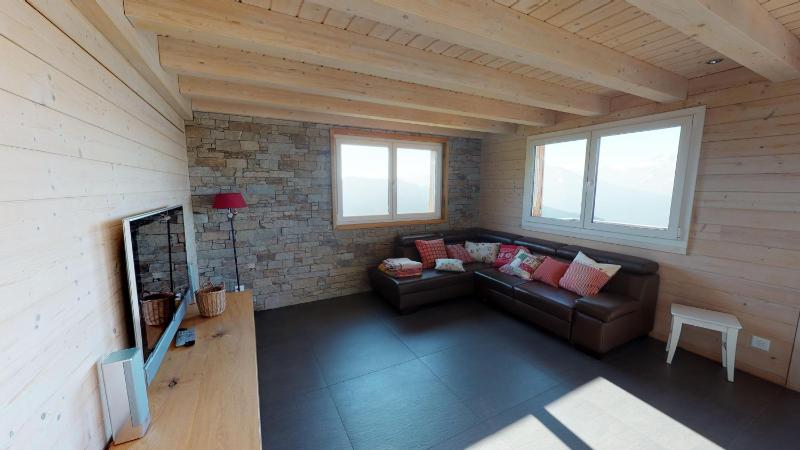 Three-Bedroom Apartment image 1