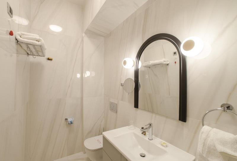 Deluxe Junior Suite image 1
