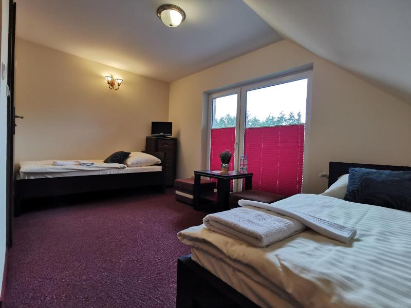 Twin Room with Balcony image 1
