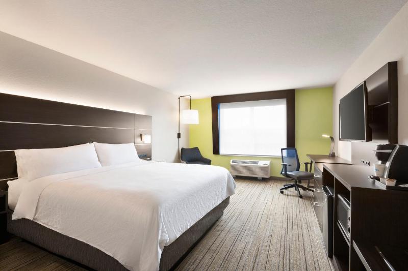 Holiday Inn Express and Suites Sarasota East By IHG - image 30