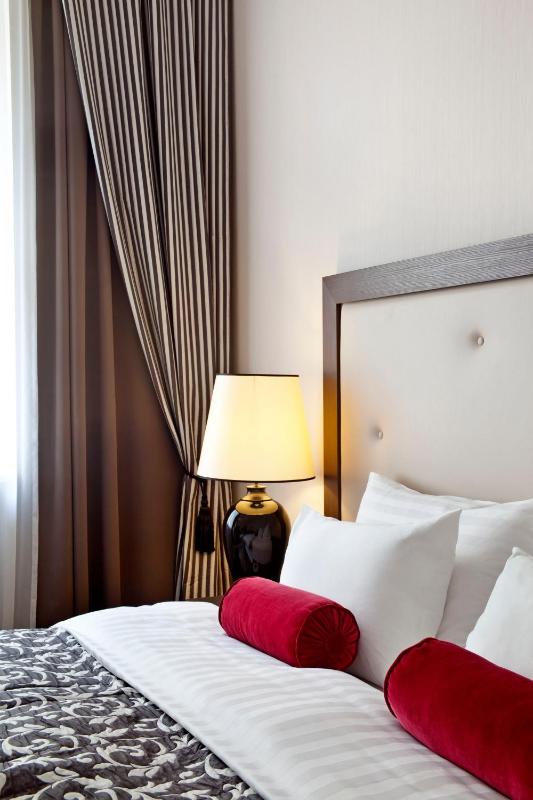 Junior Suite image 2