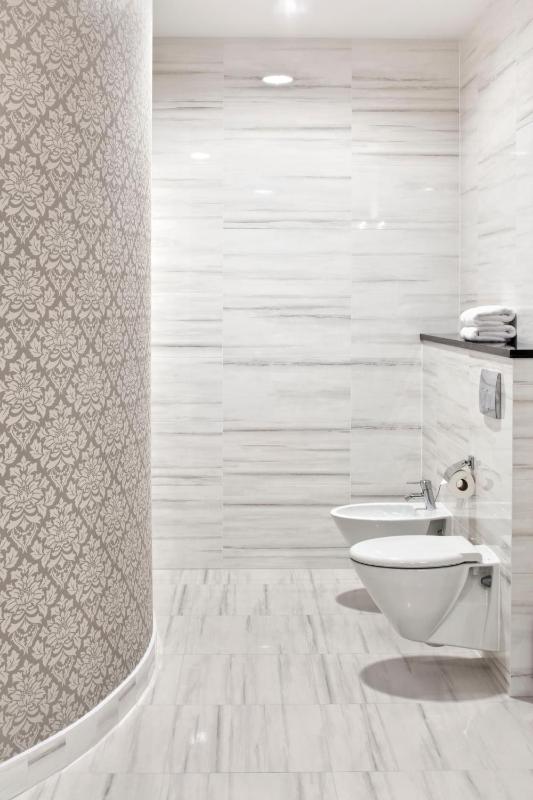 Luxury Apartment image 2