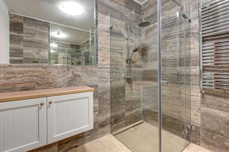 Superior Apartment image 3