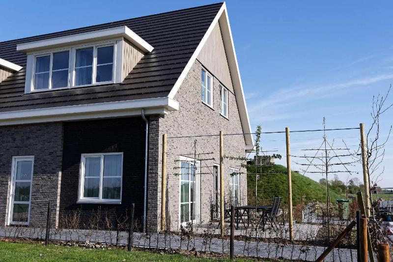 Two-Bedroom House image 3