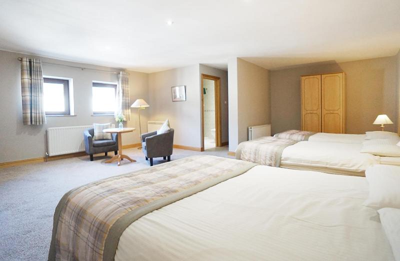 Triple Room image 4