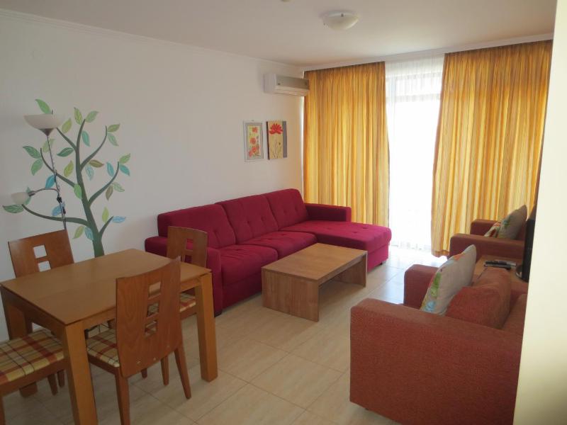Etara 1 Apartment Complex - image 6