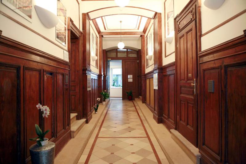 La Scala Apartments - image 13