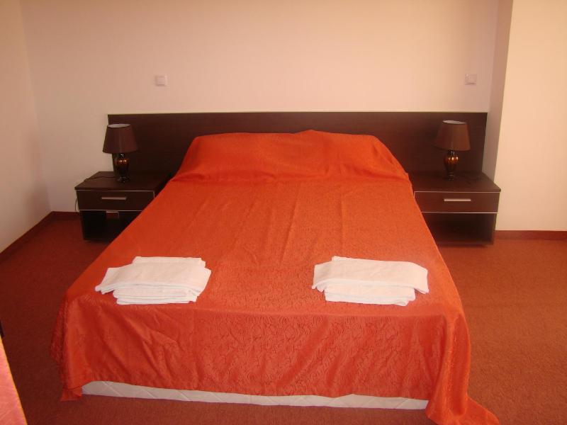 Deluxe Suite with Sea View image 2