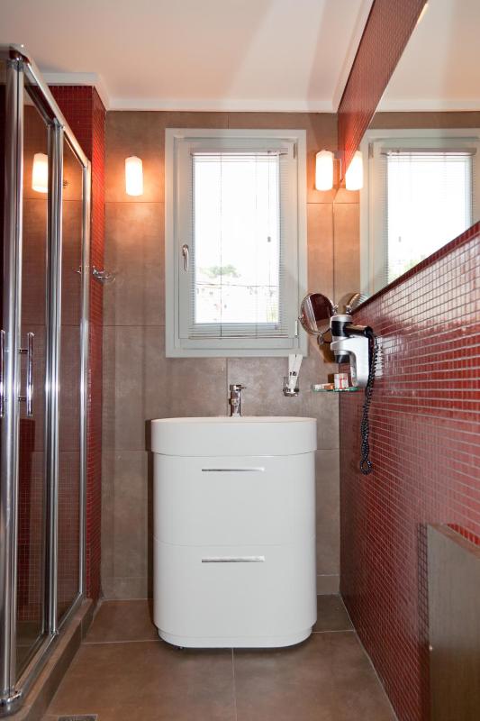 Executive Suite with City and Castle View image 3