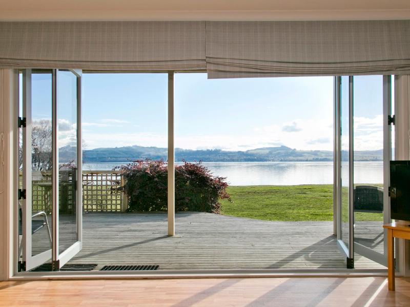 Lakeside Vistas Magic - Rainbow Point Home - image 5