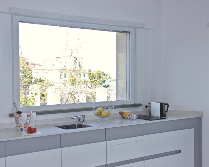 S'O Suites Tropea - image 37