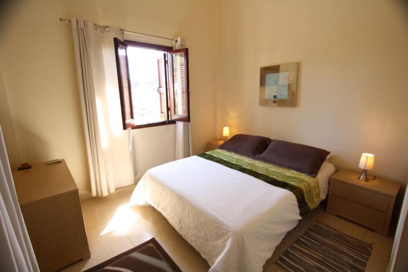 One-Bedroom Apartment image 3