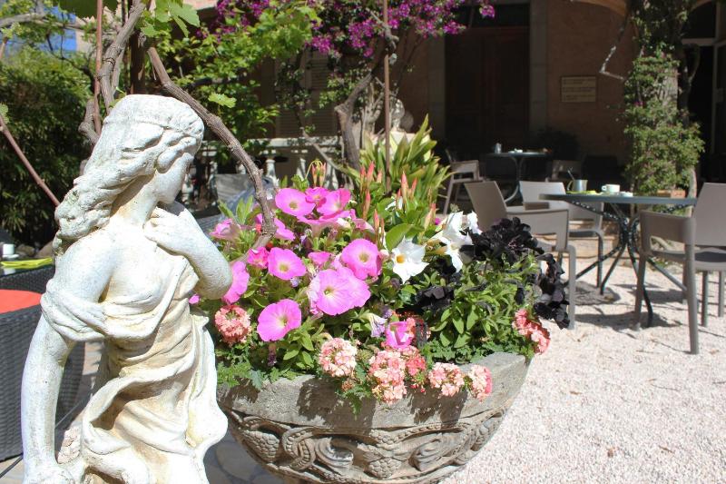 Hôtel Les Palmiers - image 27