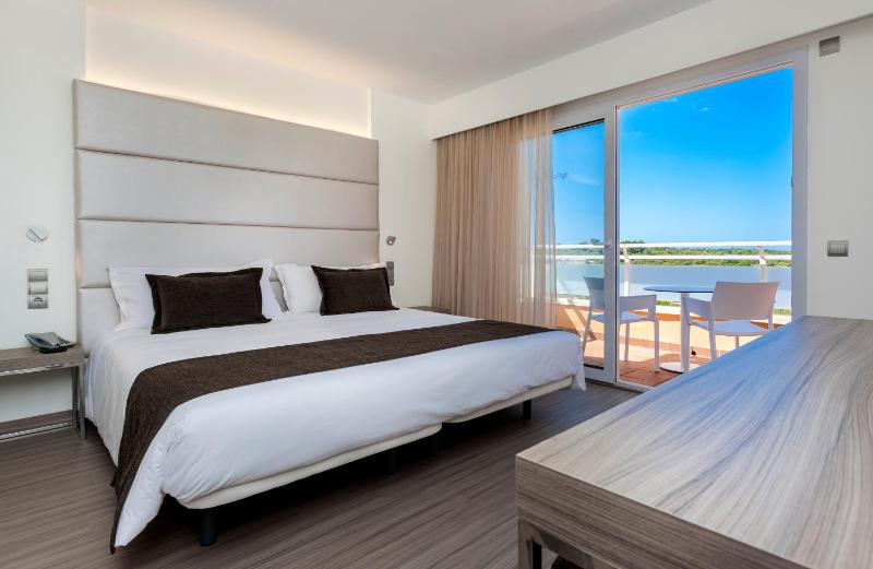 Superior Suite image 4