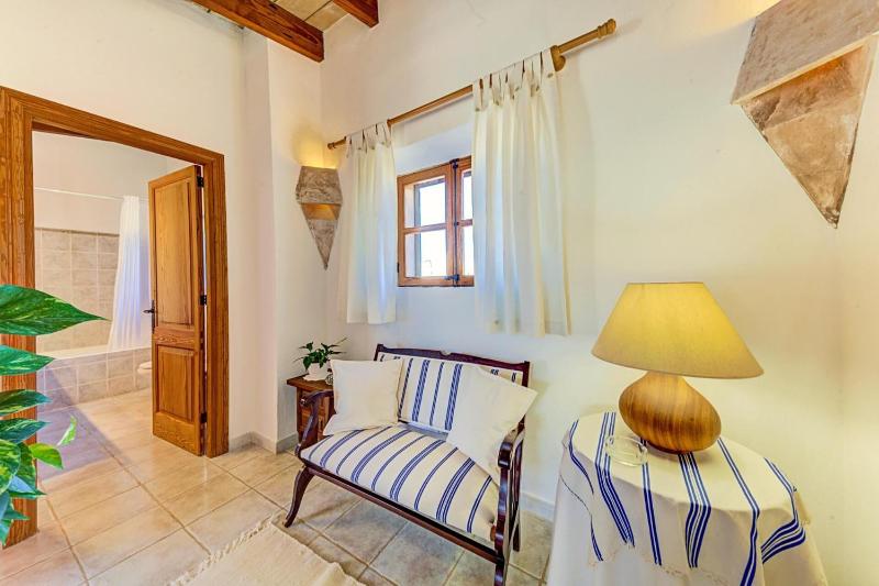 Can Seguinot Mercer by Sealand Villas - image 5