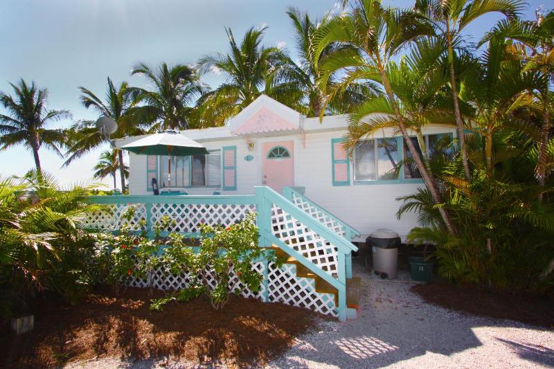 Two-Bedroom Cottage with Gulf Front image 2