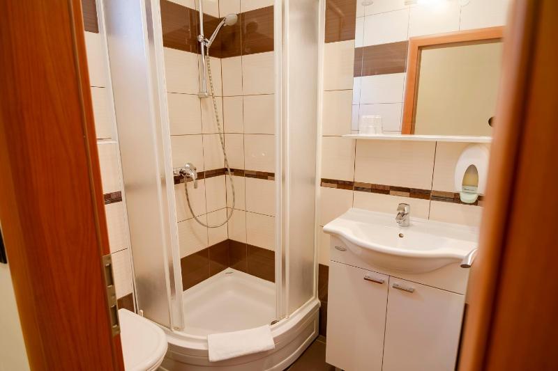 Deluxe Double Room with Balcony image 4