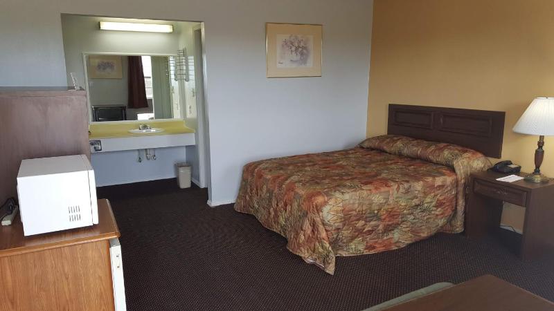 Deluxe Single Room image 3