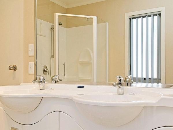 Lochaber Lodge - Acacia Bay Holiday Home - image 11