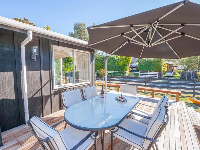 Mahuta Maison - Lake Taupo Holiday Home - image 15