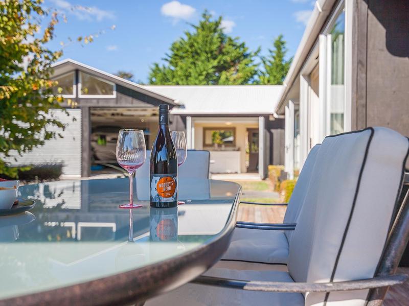 Mahuta Maison - Lake Taupo Holiday Home - image 14