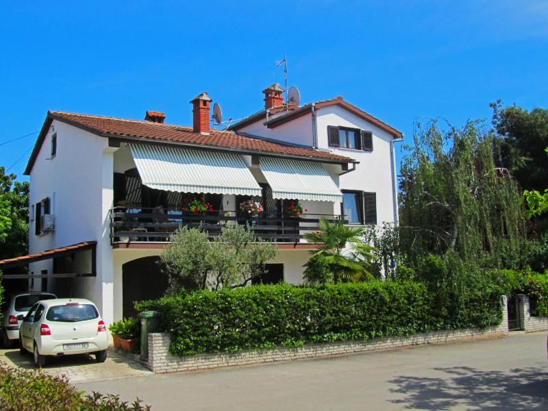 Apartments Zrinka 793 - image 29