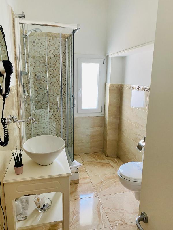 Domus Valadier B&B Guesthouse - image 21