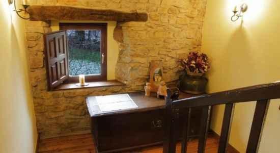 Five-Bedroom House image 4