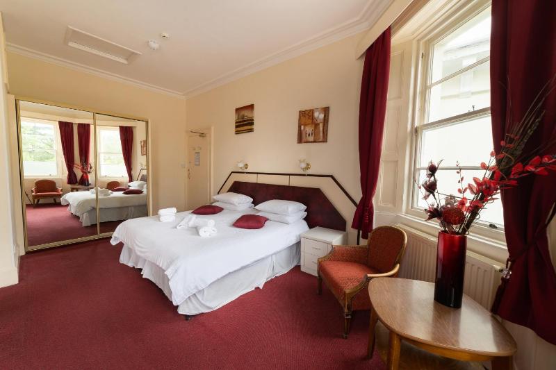 Standard Double Room image 2