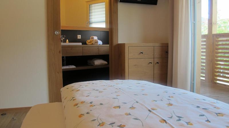 Single Room image 4