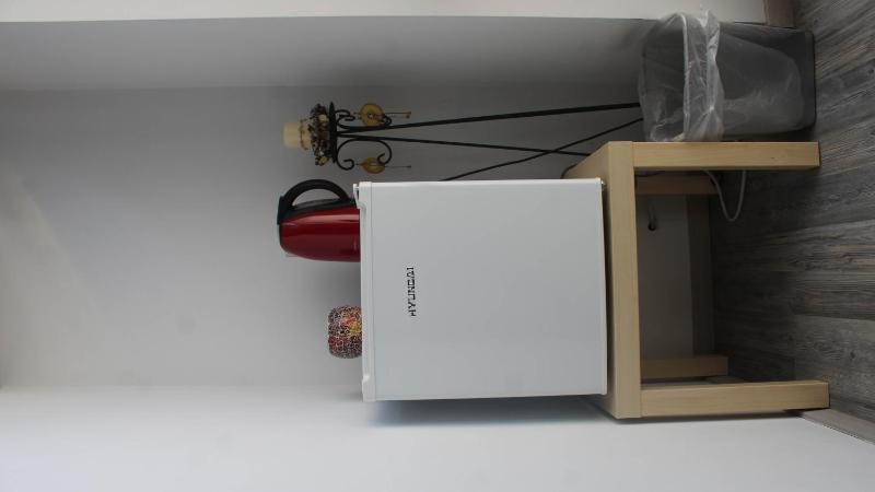 Double Room image 3