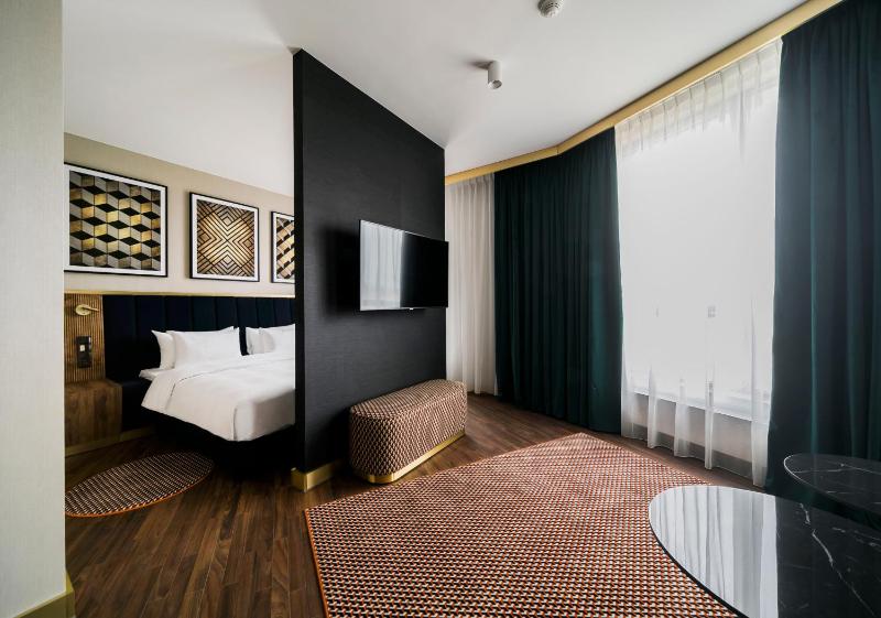 Junior Suite image 3