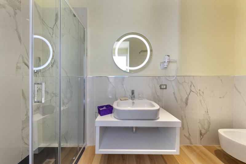 Junior Suite image 3