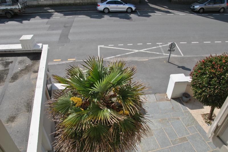Comfort Double Room with Street View image 2