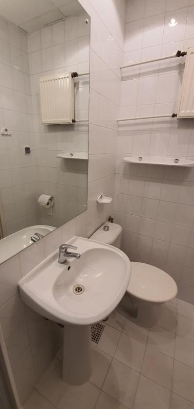 Budget Single Room image 3