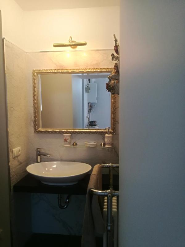 Golden Amber Apartment - image 7