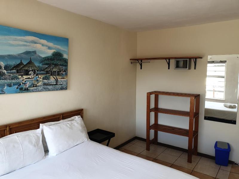 Amakaya Backpackers Travellers Accommodation - image 8