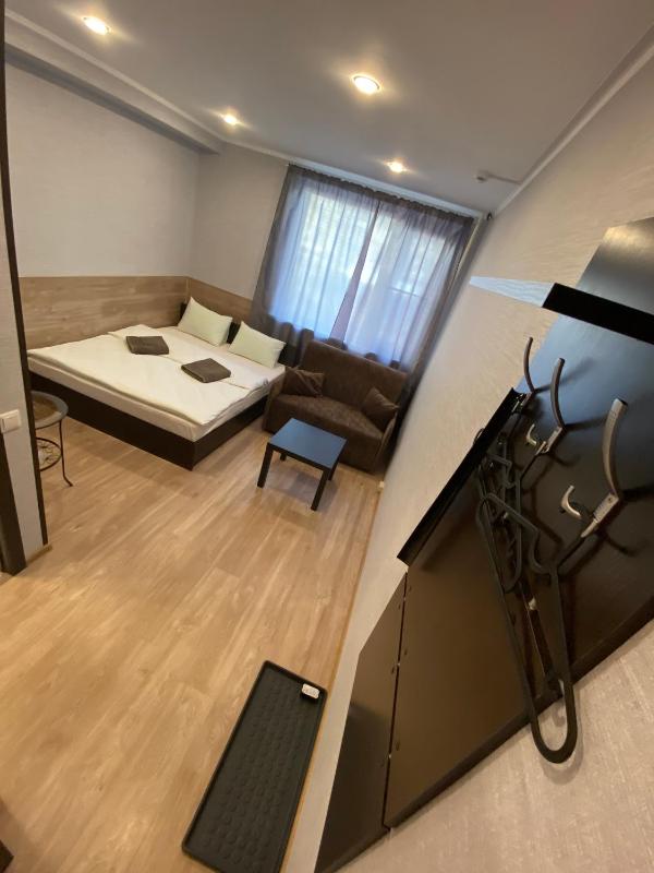 Double Room with Extra Bed image 1