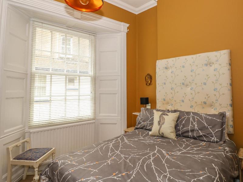 Apartment 3 - image 3
