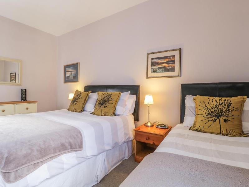 Swinside Cottage - image 6