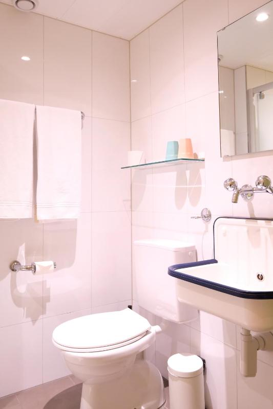 Triple Room image 2