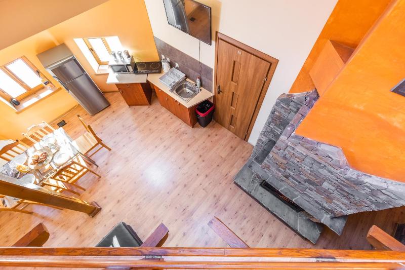 Three-Bedroom Apartment image 3