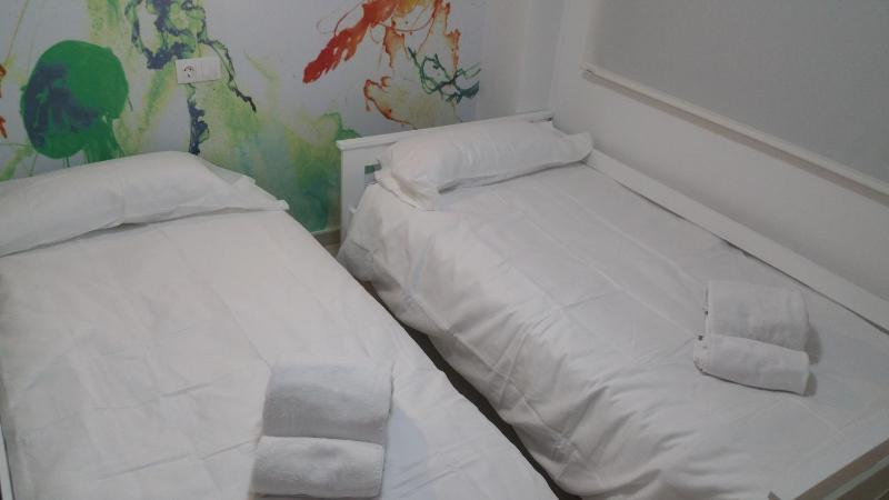 Apartamento Veremar zona tranquila con piscina jardines soleado y cerca de la playa de la cala para disfrutar el mediterran - image 13