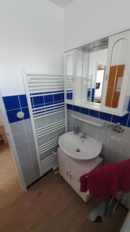 Standard Double Room image 3