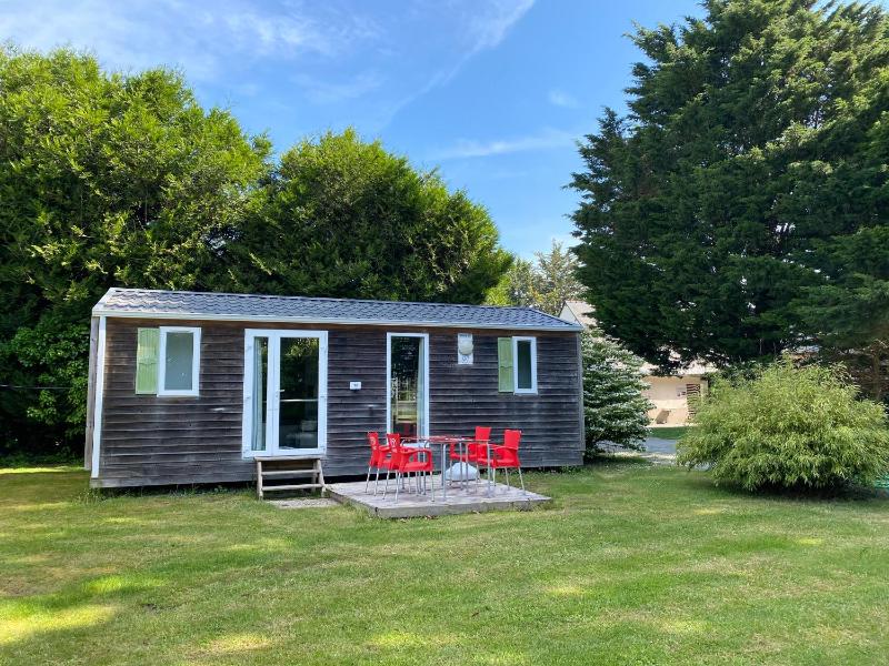 Two-Bedroom Mobile Home image 4