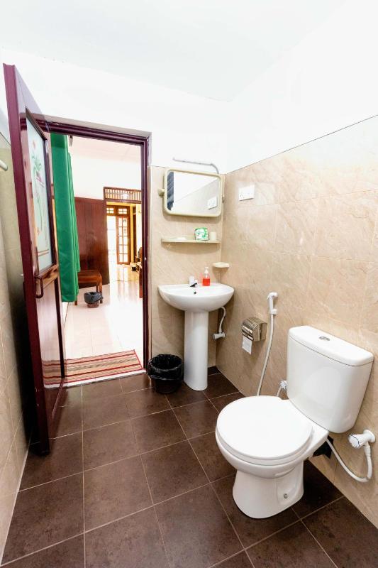 Water Front Home Stay and Resort - image 4