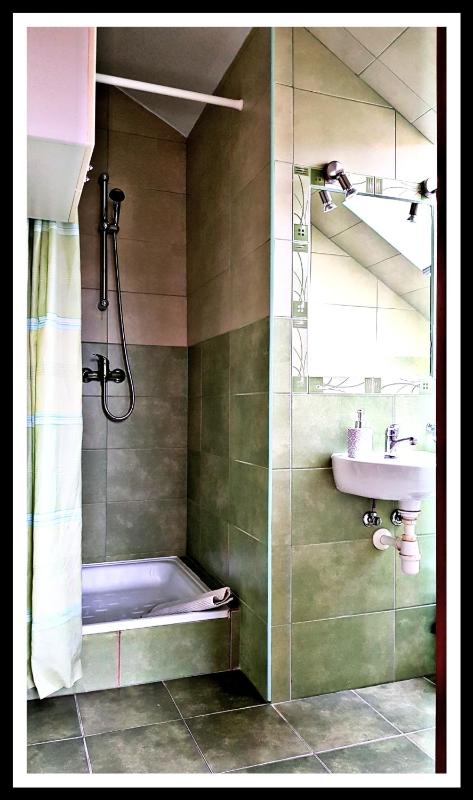 Small Economy Double Room image 4