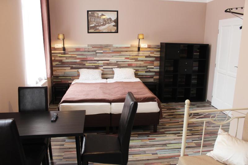 Double or Twin Room with Extra Bed image 1