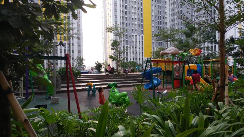 Homey 2BR Apartment at Springlake Summarecon Bekasi By Travelio - image 4
